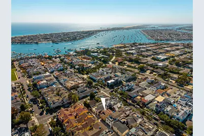 506 1/2 Acacia, Corona del Mar, CA 92625 - Photo 1