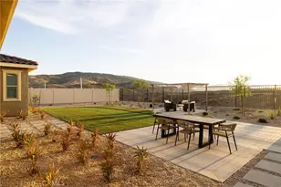 39273 Saddle Dr, Palmdale, CA 93551 - Photo 29