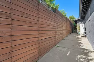 1925 Waterloo, Los Angeles, CA 90039 - Photo 15