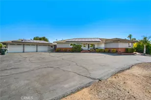 1463 S Citrus Ave, Escondido, CA 92027 - Photo 37