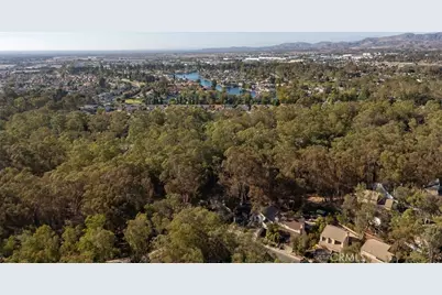 24762 Glenwood Drive, Lake Forest, CA 92630 - Photo 17