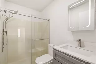 700 W 3rd St, Santa Ana, CA 92701 - Photo 21