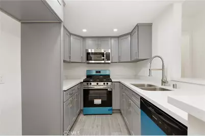 700 W 3rd Street #A209, Santa Ana, CA 92701 - Photo 11
