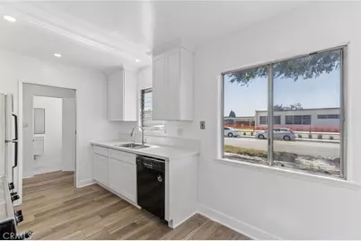 16718 Cerise Avenue, Torrance, CA 90504 - Photo 17