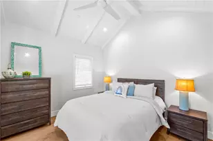 817 Main St, Huntington Beach, CA 92648 - Photo 43
