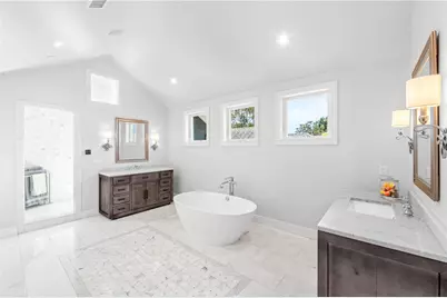 817 Main Street, Huntington Beach, CA 92648 - Photo 59
