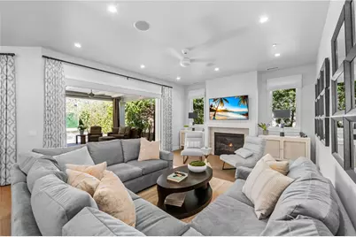 817 Main Street, Huntington Beach, CA 92648 - Photo 25