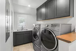 817 Main St, Huntington Beach, CA 92648 - Photo 63
