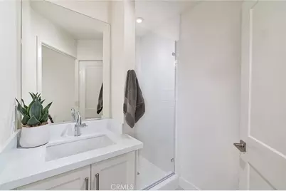7255 Pointbreak Drive, Huntington Beach, CA 92647 - Photo 17