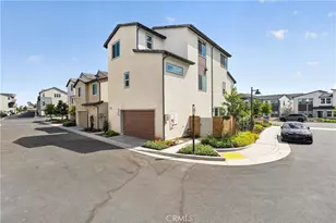 415 Flycatcher, Irvine, CA 92618 - Photo 47
