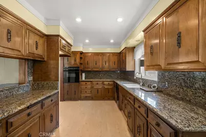 2009 S Eileen Drive, Anaheim, CA 92802 - Photo 23
