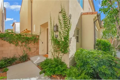 134 Milky Way, Irvine, CA 92618 - Photo 3
