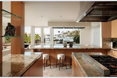 12 Harbor Island, Newport Beach, CA 92660 - Photo 21