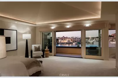 12 Harbor Island, Newport Beach, CA 92660 - Photo 5