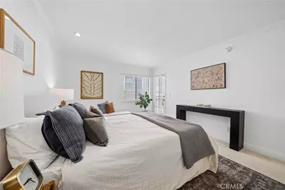 11816 Gorham #113, Los Angeles, CA 90049 - Photo 13