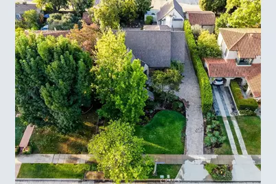 2490 Cumberland, San Marino, CA 91108 - Photo 43