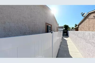 2118 Park Drive, Santa Ana, CA 92707 - Photo 25
