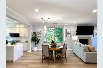 21 Fanpalm, Irvine, CA 92620 - Photo 3