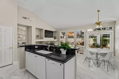 21256 Cancun, Mission Viejo, CA 92692 - Photo 9
