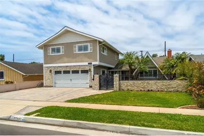 17661 Still Harbor, Huntington Beach, CA 92647 - Photo 3