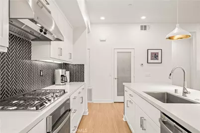 65 Ballast Point, Tustin, CA 92782 - Photo 9