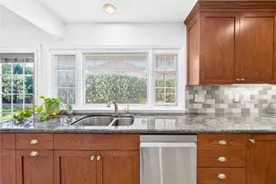 5291 Kenilworth, Huntington Beach, CA 92649 - Photo 15