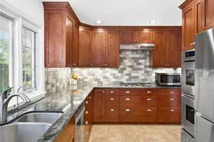 5291 Kenilworth, Huntington Beach, CA 92649 - Photo 13