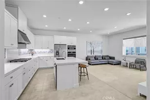 143 Baluster, Irvine, CA 92618 - Photo 3
