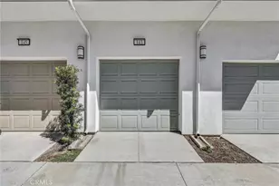143 Baluster, Irvine, CA 92618 - Photo 25