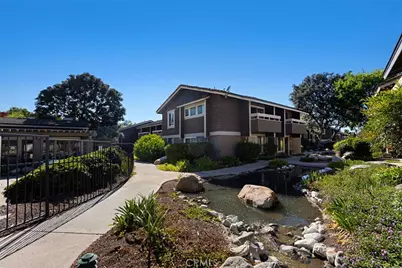 254 Streamwood, Irvine, CA 92620 - Photo 3