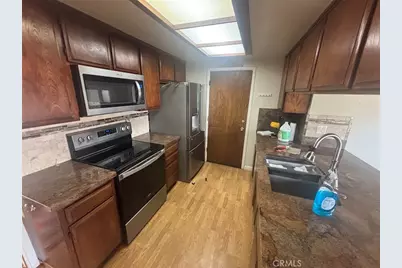 6301 Riverside, Sacramento, CA 95831 - Photo 3
