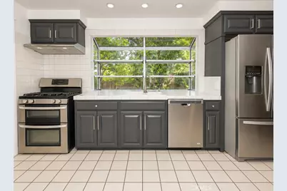 11751 Hortense, Valley Village, CA 91607 - Photo 9