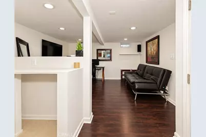 11751 Hortense, Valley Village, CA 91607 - Photo 35