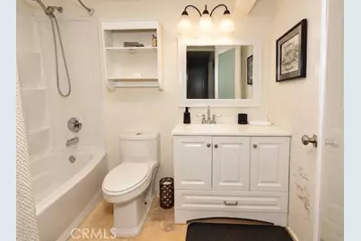 11751 Hortense, Valley Village, CA 91607 - Photo 37