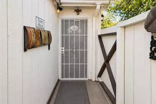 11751 Hortense, Valley Village, CA 91607 - Photo 21