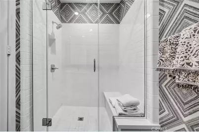 327 Novel, Irvine, CA 92618 - Photo 23