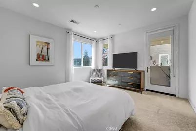 327 Novel, Irvine, CA 92618 - Photo 27