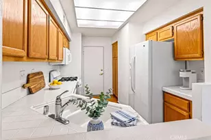 24 Mission Ct, Lake Forest, CA 92610 - Photo 7