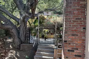 2567 E Chevy Chase, Glendale, CA 91206 - Photo 25