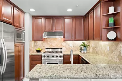7244 Lisamarie Court, Huntington Beach, CA 92648 - Photo 17