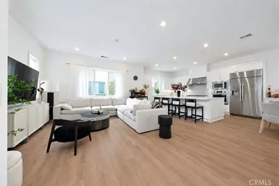 107 Sawbuck, Irvine, CA 92618 - Photo 3