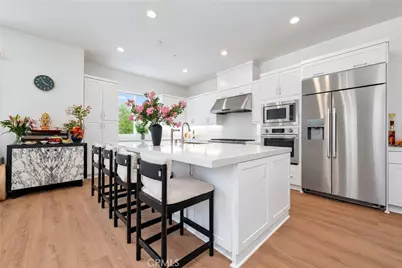 107 Sawbuck, Irvine, CA 92618 - Photo 9