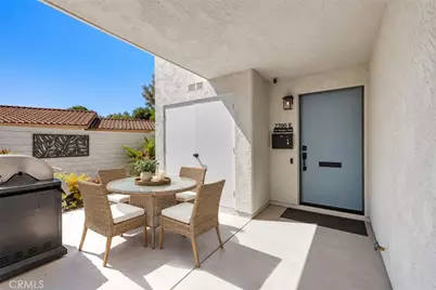 2200 Via Mariposa, Laguna Woods, CA 92637 - Photo 3
