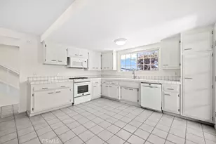 19742 Potomac Ln, Huntington Beach, CA 92646 - Photo 15