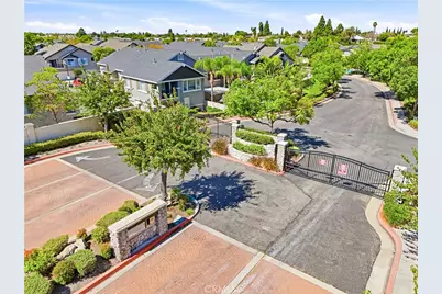 3404 E Lambeth Court #C, Orange, CA 92869 - Photo 35