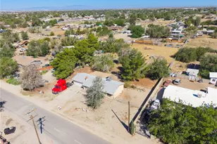 10821 E Ave R 14, Littlerock, CA 93543 - Photo 35