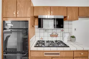 313 N Bel Air St, Anaheim, CA 92801 - Photo 29