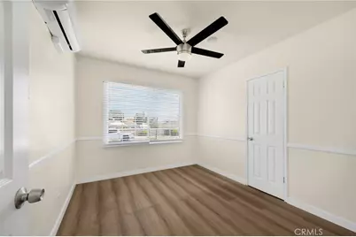 12205 S Halldale, Los Angeles, CA 90047 - Photo 9