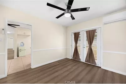 12205 S Halldale, Los Angeles, CA 90047 - Photo 23
