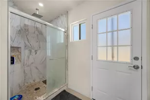 12205 S Halldale, Los Angeles, CA 90047 - Photo 17